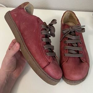 Po-Zu | Vegan‎ Sneakers Red Gum Bottom Sz 41/9